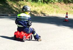 Kinder- und Jugendwehr erfolgreich bei Bobby-Car-Rennen